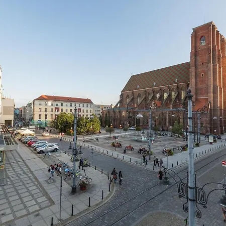 Art Szewska 아파트